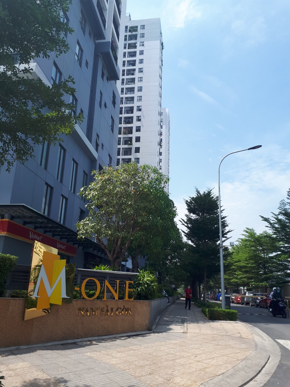 Tranh chấp giữa cư dân và ban quản trị tại chung cư M-One Nam Sài Gòn. 
