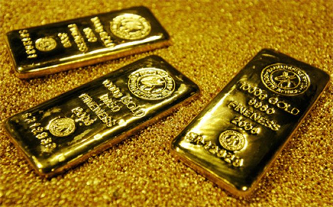 Giá vàng tăng mạnh, hướng tới mốc 1.800 USD/ounce