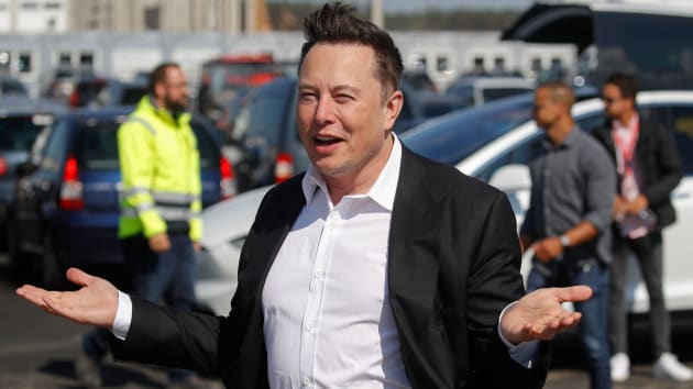 Elon Musk đã bỏ túi 3 triệu USD để trở thành 