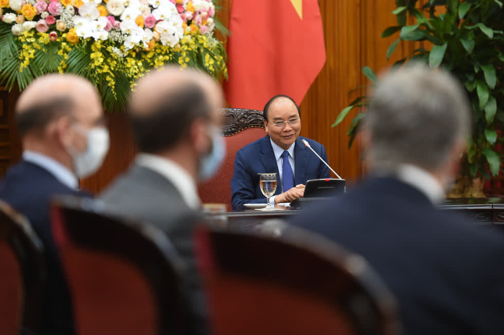 Tiếp đoàn công tác cấp cao của Hoa Kỳ thăm Việt Nam, Thủ tướng Nguyễn Xuân Phúc khẳng định chính sách  tỷ giá  của Việt Nam không nhằm mục đích tạo lợi thế cạnh tranh thương mại quốc tế. Ảnh: VGP