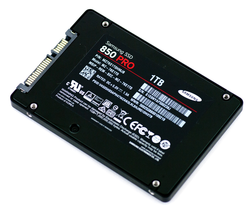 Ổ cứng SSD là gì? so sánh ổ cứng SSD và HDD