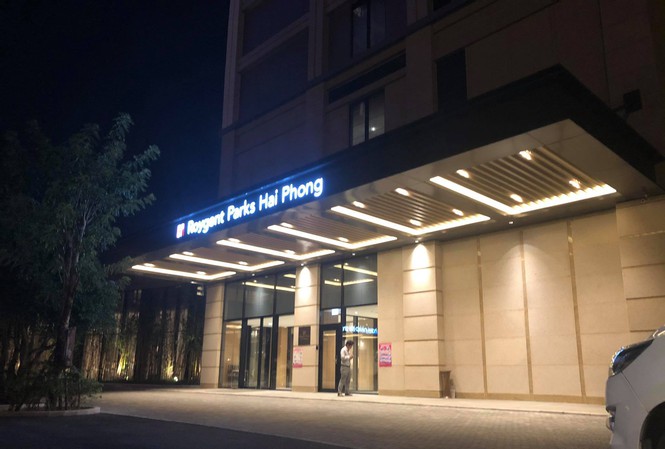 Khách sạn Roygent Parks Hải Phòng bị phong tỏa một phần do có người nghi nhiễm COVID-19. Ảnh: Tiền Phong