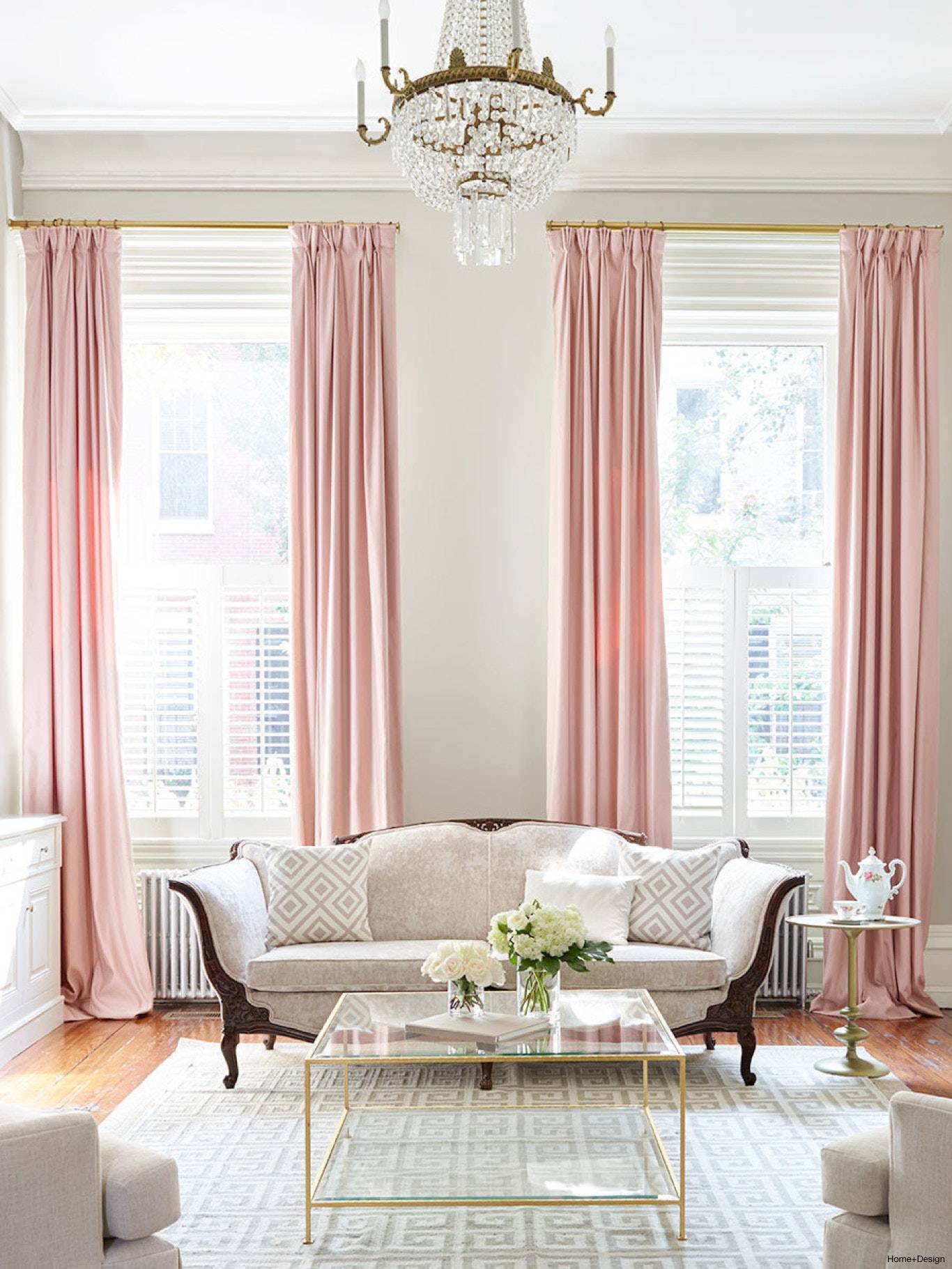 Màu hồng dâu nhẹ nhàng sẽ dễ dàng phù hợp với nội thất tại Việt Nam. 