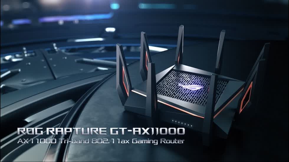 Asus ROG Rapture GT-AX11000, giá tham khảo: 379 USD (8,7 triệu đồng).