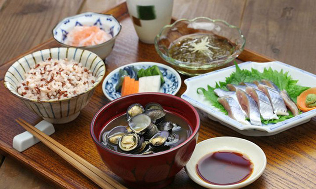 Chế độ ăn của người Nhật giúp hỗ trợ giảm cân và kéo dài tuổi thọ. Ảnh minh họa.