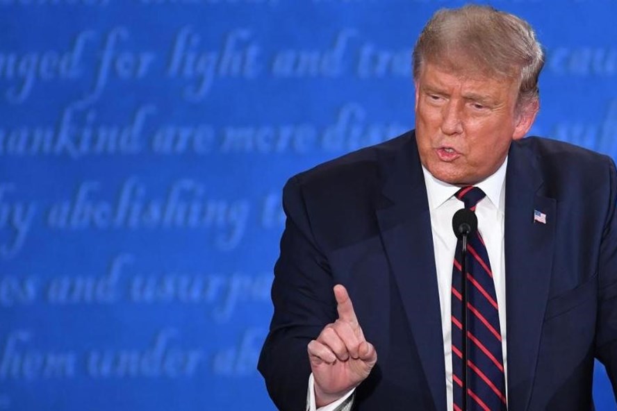 Tổng thống Donald Trump trong cuộc tranh luận trực tiếp hôm 29/9. Ảnh: AFP