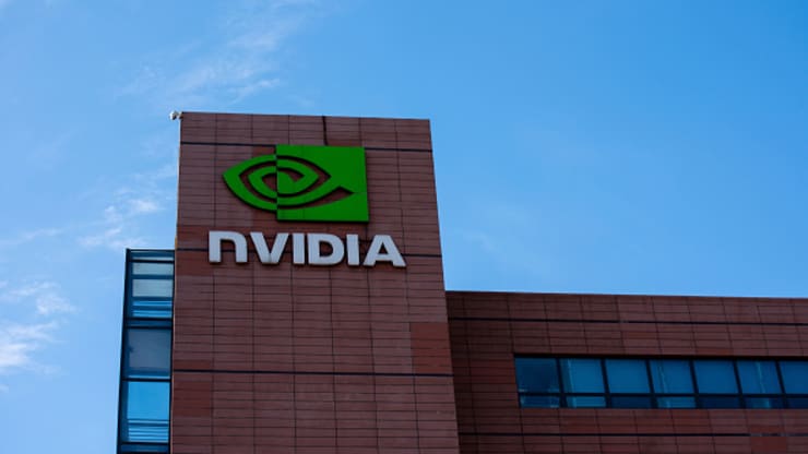 Logo NVIDIA trên tòa nhà của công ty tại một khu công nghiệp vào ngày 7/2 năm 2019 ở Thiên Tân, Trung Quốc. Ảnh: Getty Images.
