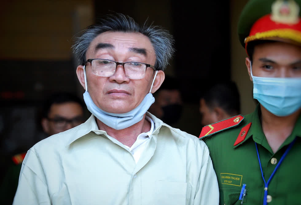 Bị cáo Nguyễn Khanh sau phiên tòa trưa 22/9. Ảnh: VnExpress.