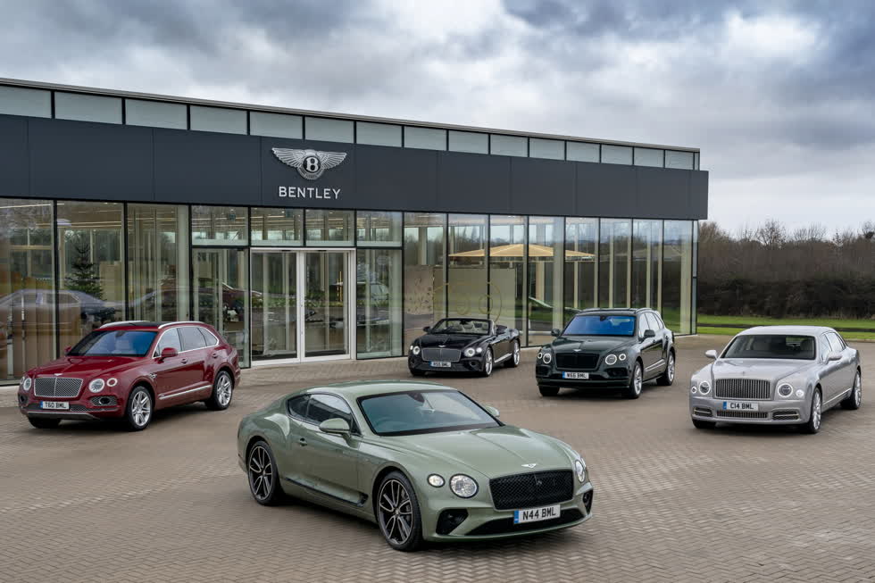 Bentley hé lộ lý do vì sao mỗi năm chỉ bán 10.000 xe