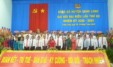 Ban chấp hành Đảng bộ huyện Càng Long nhiệm kỳ 2020 - 2025. 