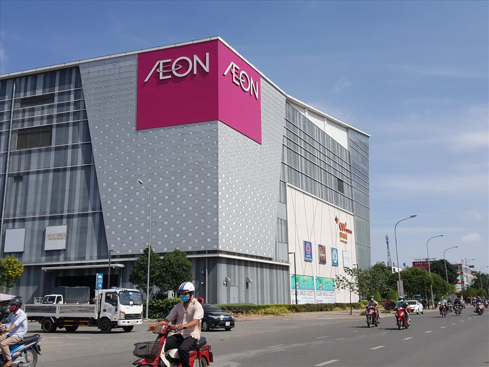Trung tâm thương mại Aeon Bình Tân, nơi BN450 ghé qua nhiều lần. 