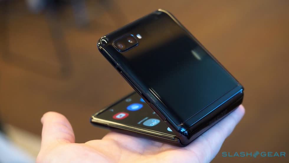 Galaxy Z Fold2 đang là sản phẩm mang nhiều kỳ vọng cho hãng Samsung.