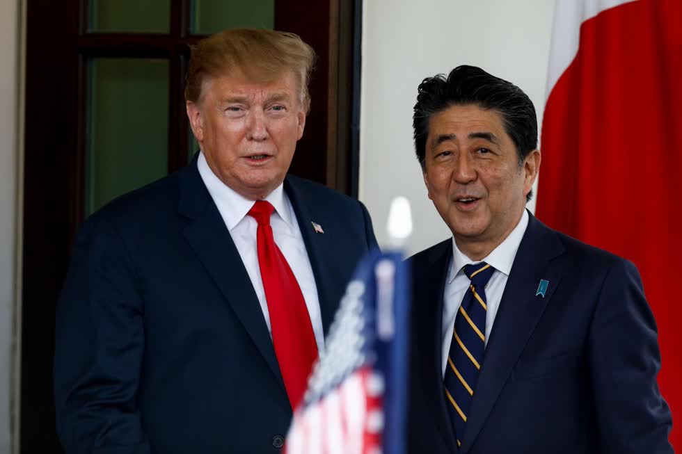 Mỹ đang có động thái muốn Nhật bắt tay với mình chống lại Trung Quốc. Ảnh: SCMP