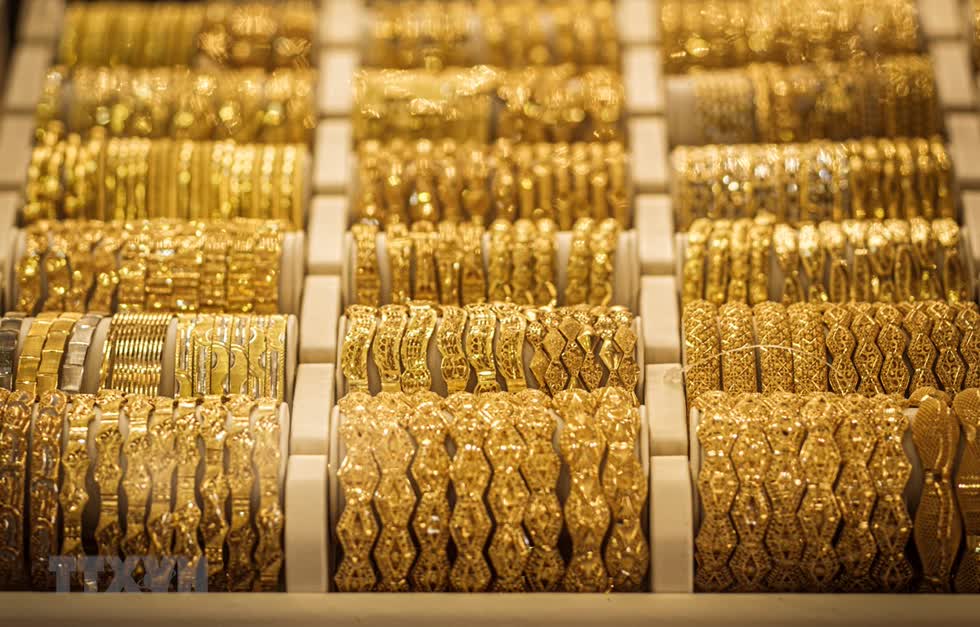 Kênh đầu tư nào hấp dẫn hơn khi vàng tỏa sáng trở lại?