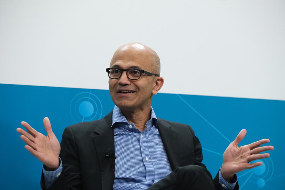   Microsoft, do CEO Satya Nadella dẫn đầu, đã hợp tác với Walmart để theo đuổi việc mua TikTok. Ảnh: Getty.  