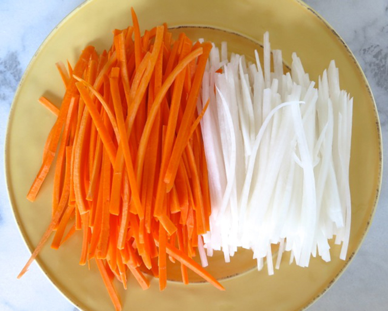 Củ cải trắng biến thành chất 