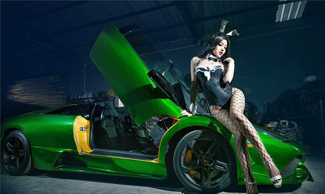 người đẹp và xe 9