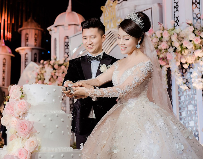 Đám cưới cổ tích của Âu Hạ My và Nguyễn Trọng Hưng khiến nhiều người mơ ước.