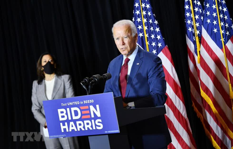 Ông Joe Biden đã chính thức được đề cử làm ứng cử viên của đảng Dân chủ cho cuộc bầu cử Tổng thống Mỹ năm 2020. Ảnh: AFP/TTXVN