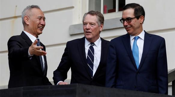 Đại diện Thương mại Robert Lighthizer, Bộ trưởng Tài chính Mỹ Steven Mnuchin và Phó Thủ tướng Trung Quốc Lưu Hạc tại cuộc đàm phán hồi năm ngoái.