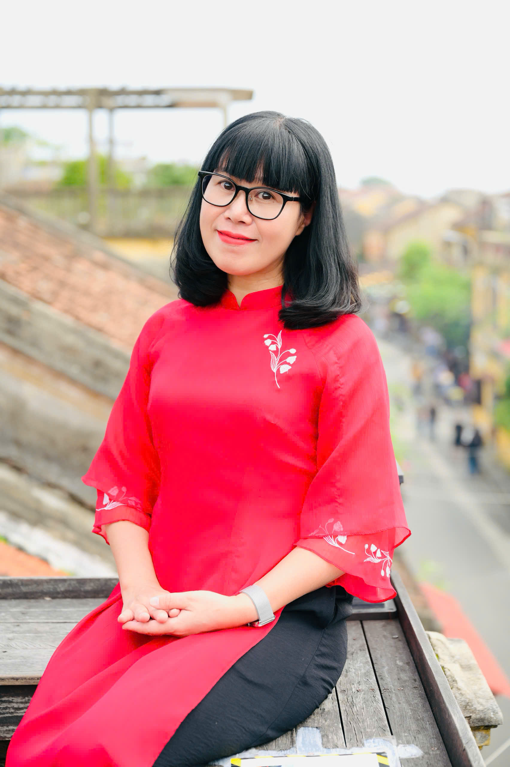 Cô Nguyễn Thị Vân Hồng: Từ thủ khoa Sư phạm đến người thắp lửa nghề giáo