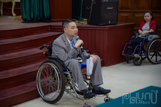 Anh Nguyễn Anh Dũng - Giảng viên tại Handycap phát biểu tại sự kiện 