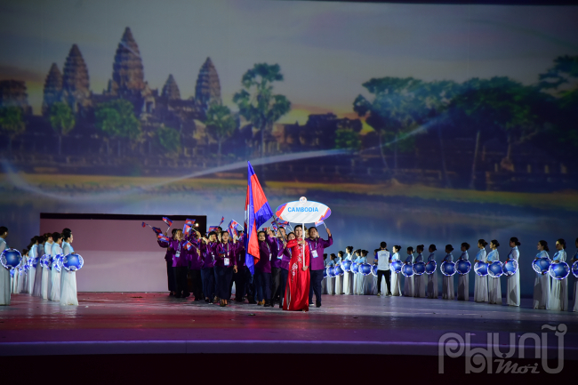 Đoàn thể thao Campuchia dẫn đầu là vận động viên Jujitsu, Khan Jessa. Đoàn Campuchia góp mặt tại SEA Games 31 với 361 vận động viên.