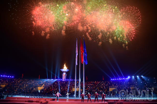 Màn pháo hoa rực rỡ chính thức khép lại một Lễ khai mạc SEA Games 31 đầy ấn tượng của nước chủ nhà Việt Nam