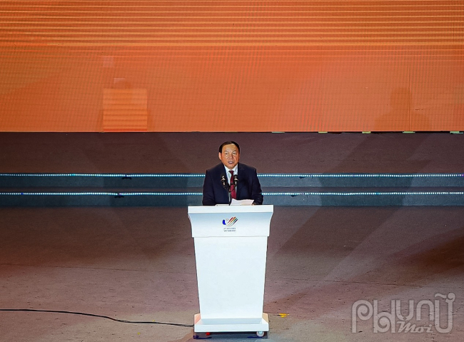 Bộ trưởng Bộ Văn hóa, Thể thao và Du lịch Nguyễn Văn Hùng, Trưởng ban tổ chức SEA Games 31, phát biểu tổng kết.