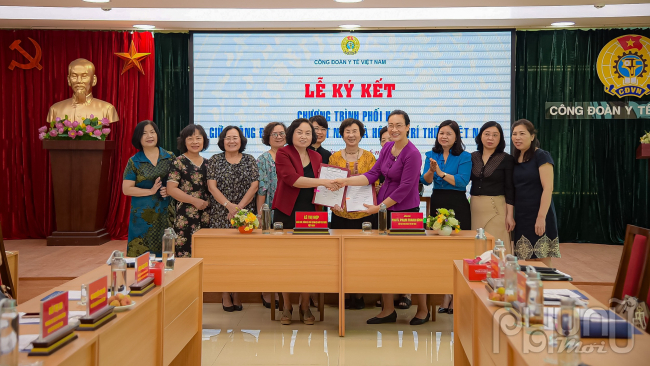 Hội Nữ trí thức Việt Nam và Công đoàn Y tế Việt Nam Ký kết chương trình phối hợp