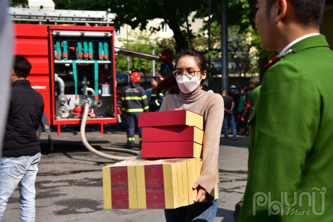 Hà Nội: Cháy lớn tại số 240b Hàng Bông