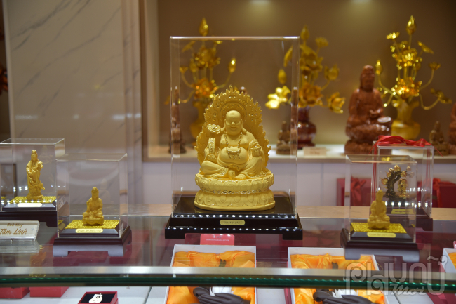 Phật Di lặc bằng vàng