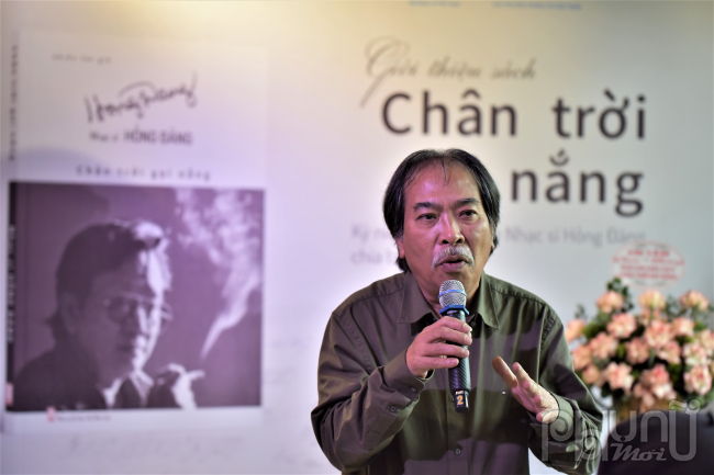 Chủ tịch Hội Nhà văn Việt Nam Nguyễn Quang Thiều chia sẻ tại sự kiện.