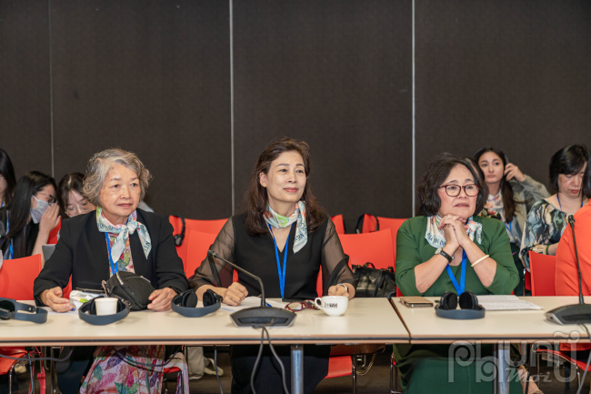 Tọa đàm có sự tham gia của TS. Phạm Thị Mỵ, Chủ tịch CLB Nhà báo nữ Việt Nam, cùng đại diện các cơ quan báo chí, truyền thông. Ảnh: Hoàng Toàn
