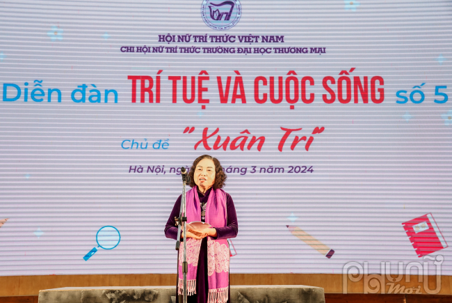 GS.TS Lê Thị Hợp - Chủ tịch Hội NTT Việt Nam chia sẻ tại diễn đàn