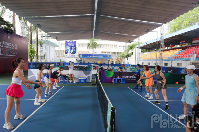 Dù mới xuất hiện, nhưng môn thể thao Pickleball đã gây sốt và trở thành môn “hot trend