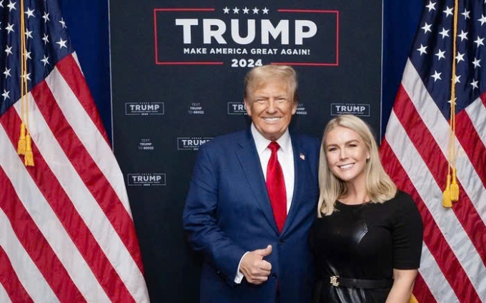 Cô Karoline Leavitt và ông Donald Trump. Ảnh: ITN