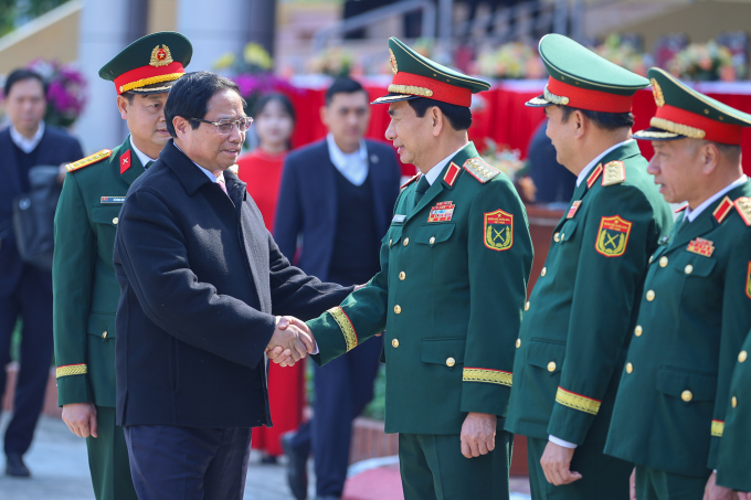 Thủ tướng Phạm Minh Chính thăm, chúc Tết cán bộ, chiến sĩ Lữ đoàn K3, Tổng cục II - Ảnh: VGP/Nhật Bắc