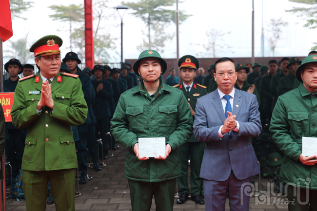 Qua những nghĩa cử trên, lãnh đạo và nhân dân quận mong muốn, các tân binh hoàn thành tốt nhiệm vụ, trở thành những công dân có ích, góp phần xây dựng quê hương, đất nước.