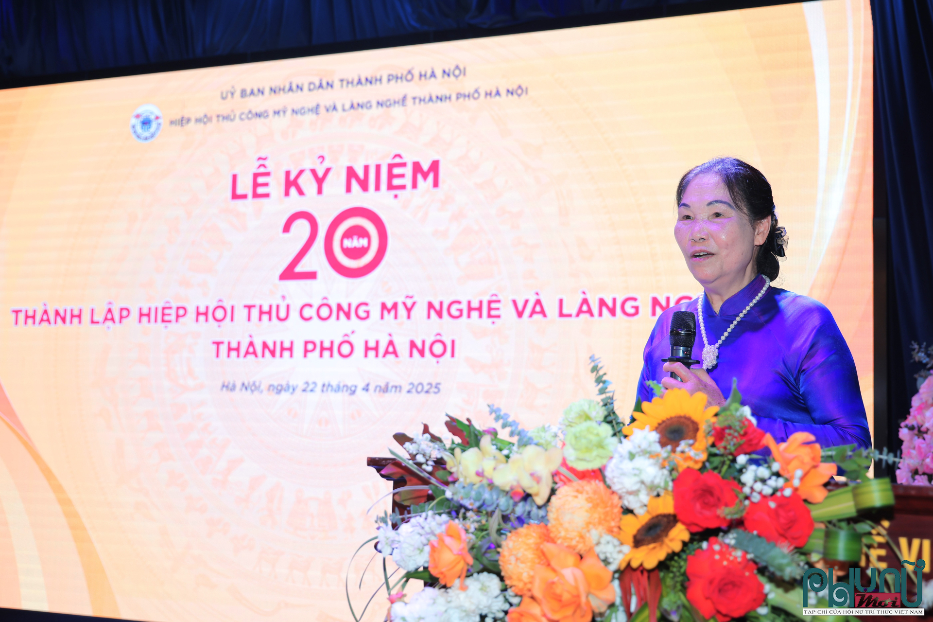 Bà Hà Thị Vinh, Chủ tịch Hiệp hội phát biểu khai mạc tại buổi lễ kỷ niệm