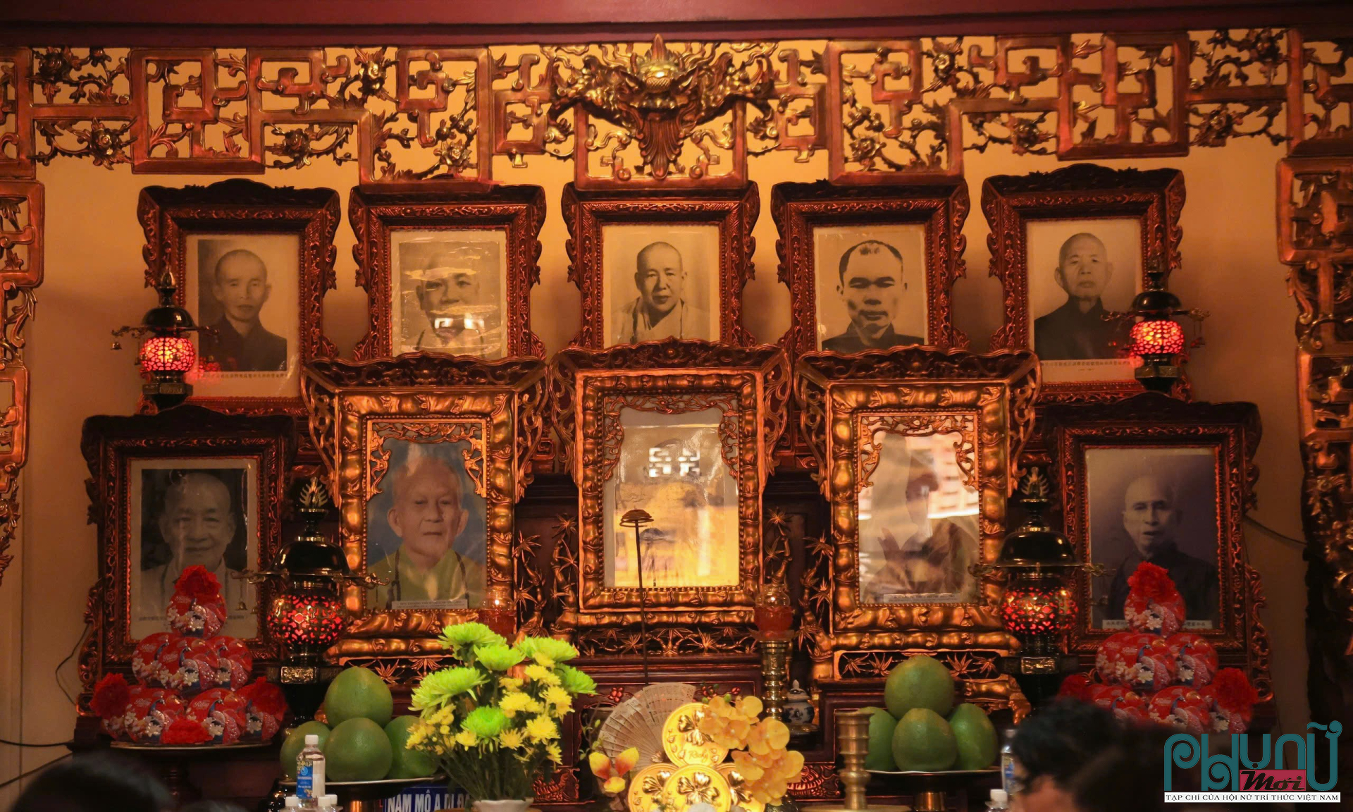 Hình ảnh gian thờ tại chùa Quán Sứ, quận Hoàn Kiếm, Hà Nội.