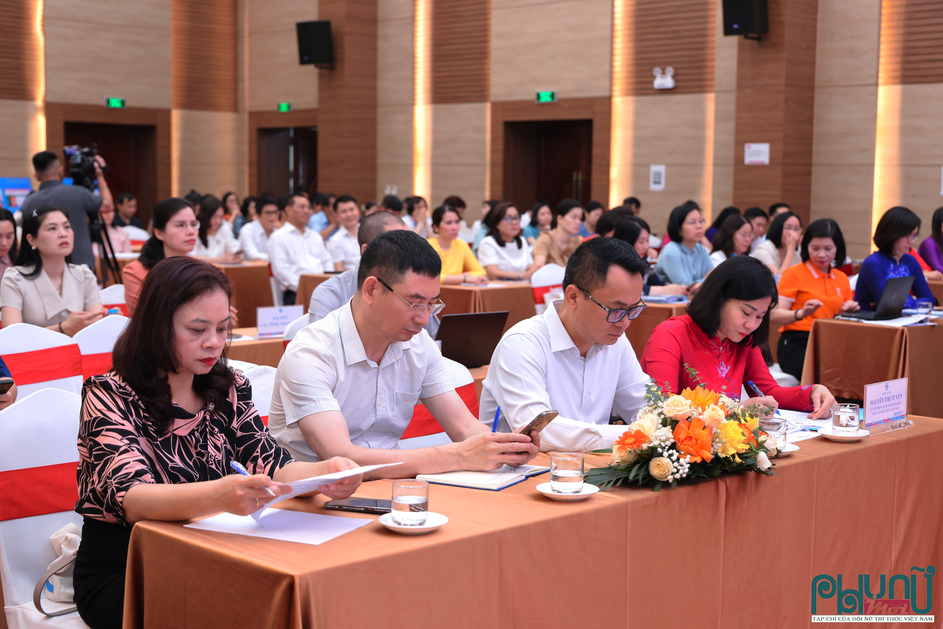 Các đại biểu tham dự Hội nghị