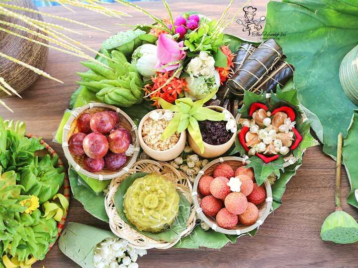 Câc mon ăn trong ngày Tết Đoan ngọ để diệt sâu bọ. Ảnh: Vũ Thu Hương