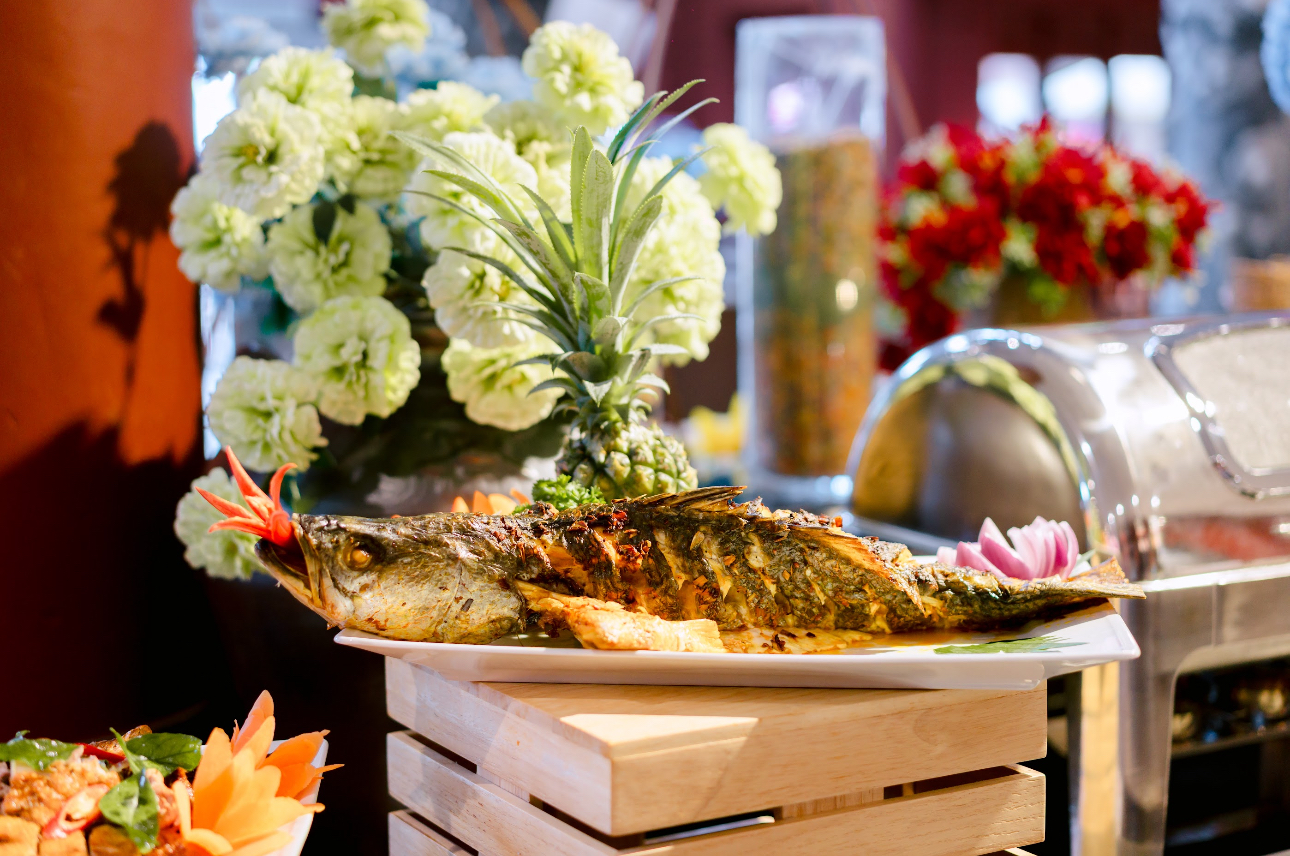 Buffet tại Nhà hàng Rồng