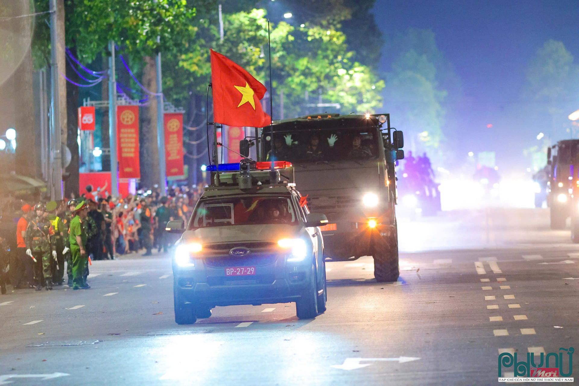 Hơn 16.300 quân nhân và hàng trăm khí tài tham gia tổng hợp luyện diễu binh lần hai