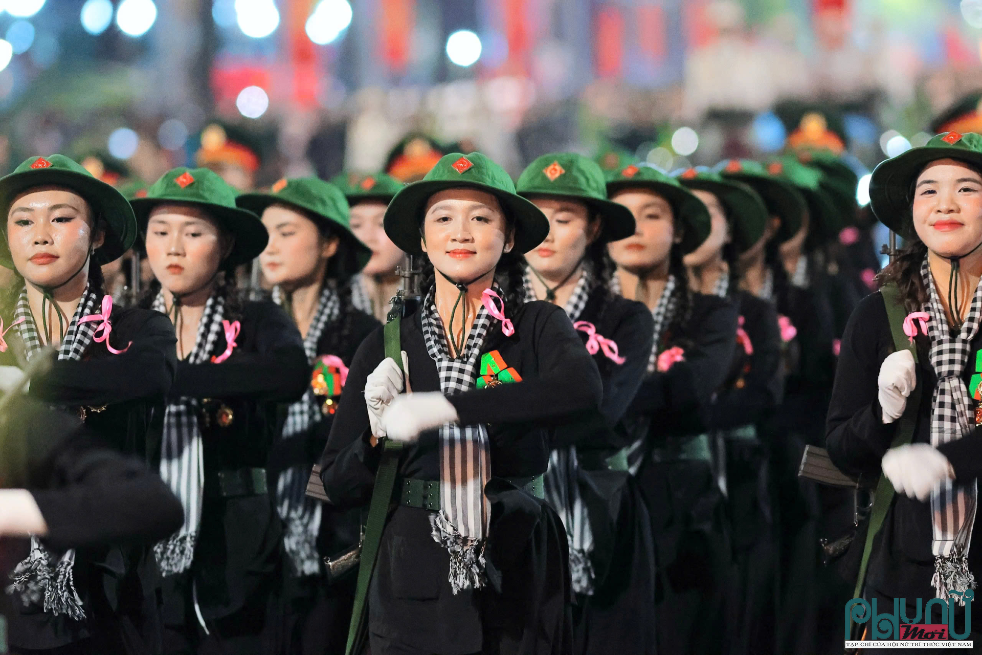 Hơn 16.300 quân nhân và hàng trăm khí tài tham gia tổng hợp luyện diễu binh lần hai