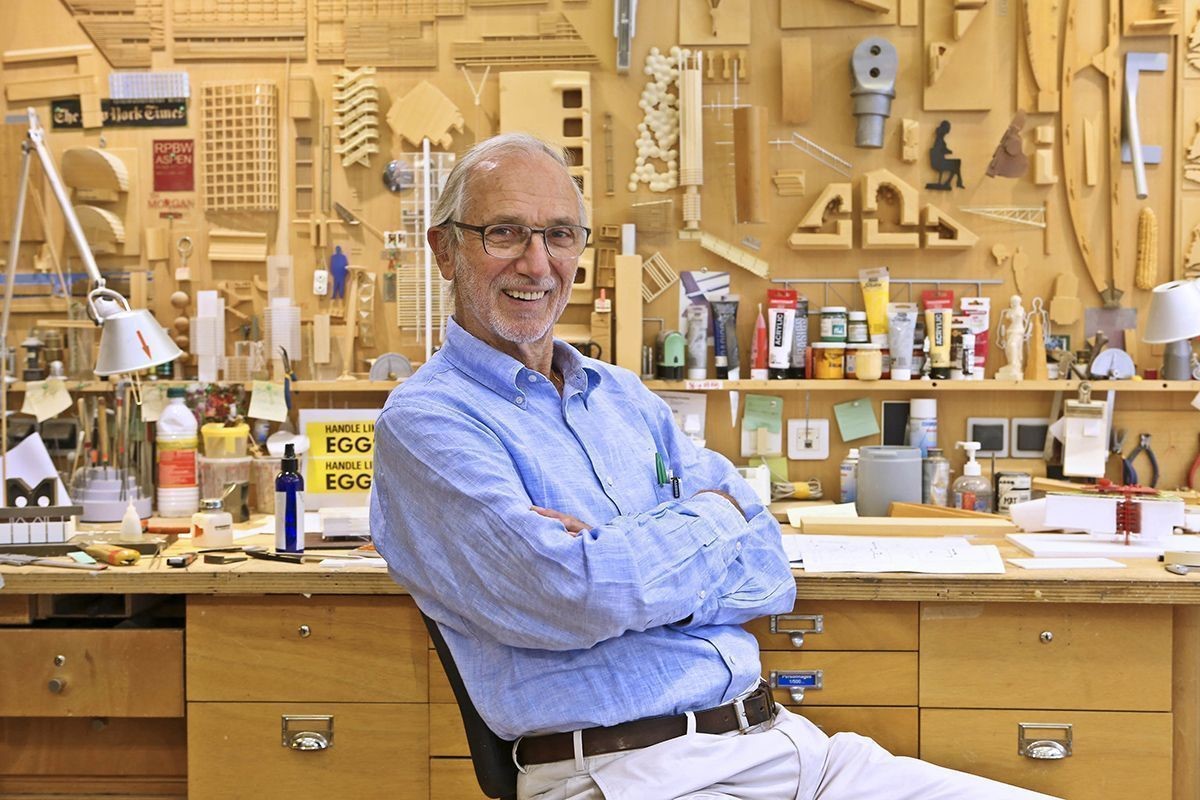 Renzo Piano đã nhận nhiều giải thưởng danh giá trong suốt 60 năm sự nghiệp của mình như Pritzker Prize, được xem là giải Nobel của ngành kiến trúc.