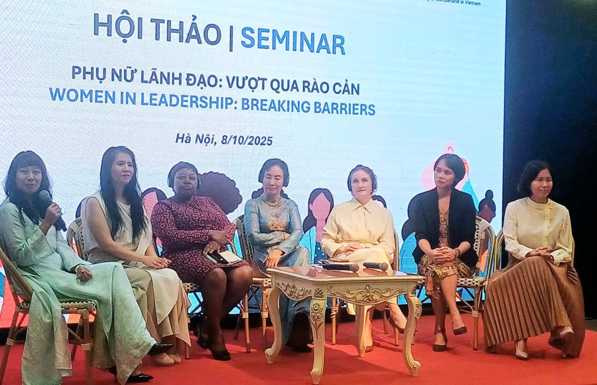 Các diễn giả tại hội thảo. Ảnh: VGP