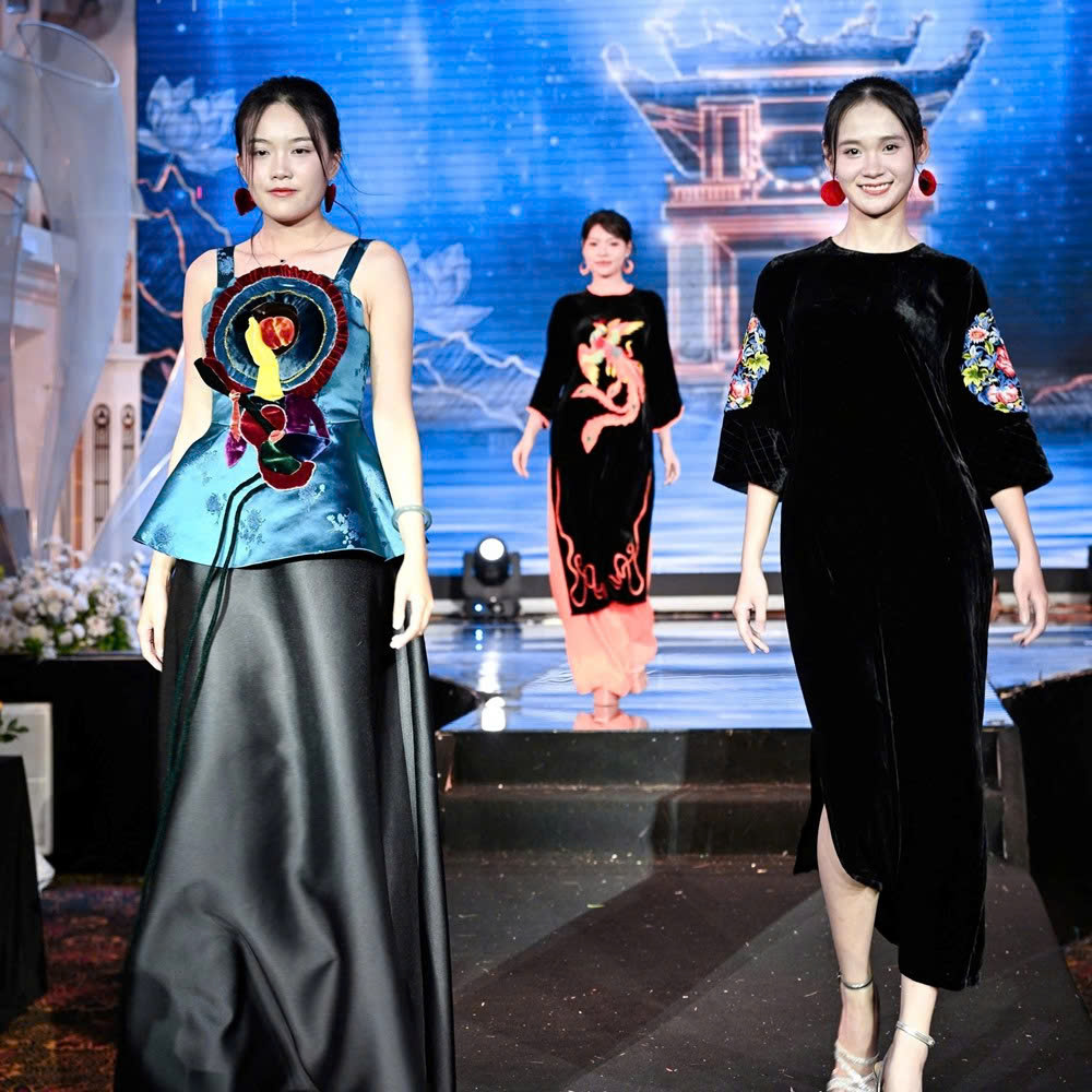 Nơi áo dài trở thành câu chuyện của người phụ nữ Việt hôm nay