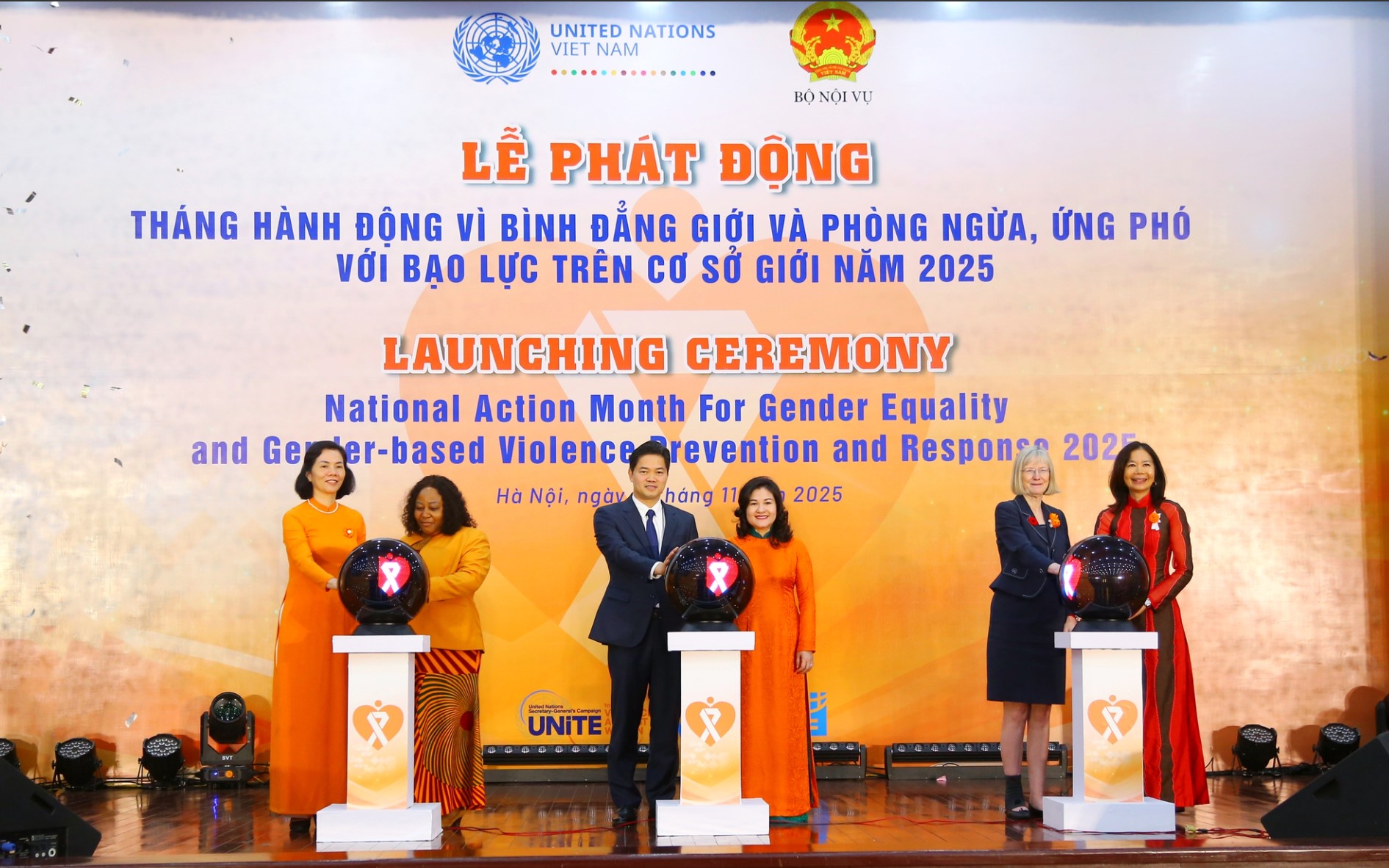 Lễ phát động Tháng hành động vì bình đẳng giới và phòng ngừa, ứng phó với bạo lực trên cơ sở giới năm 2025. Ảnh: VGP